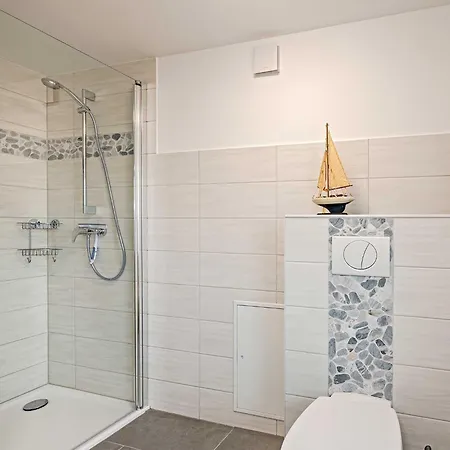 Naturcampingplatz  Am  Ostseebad *